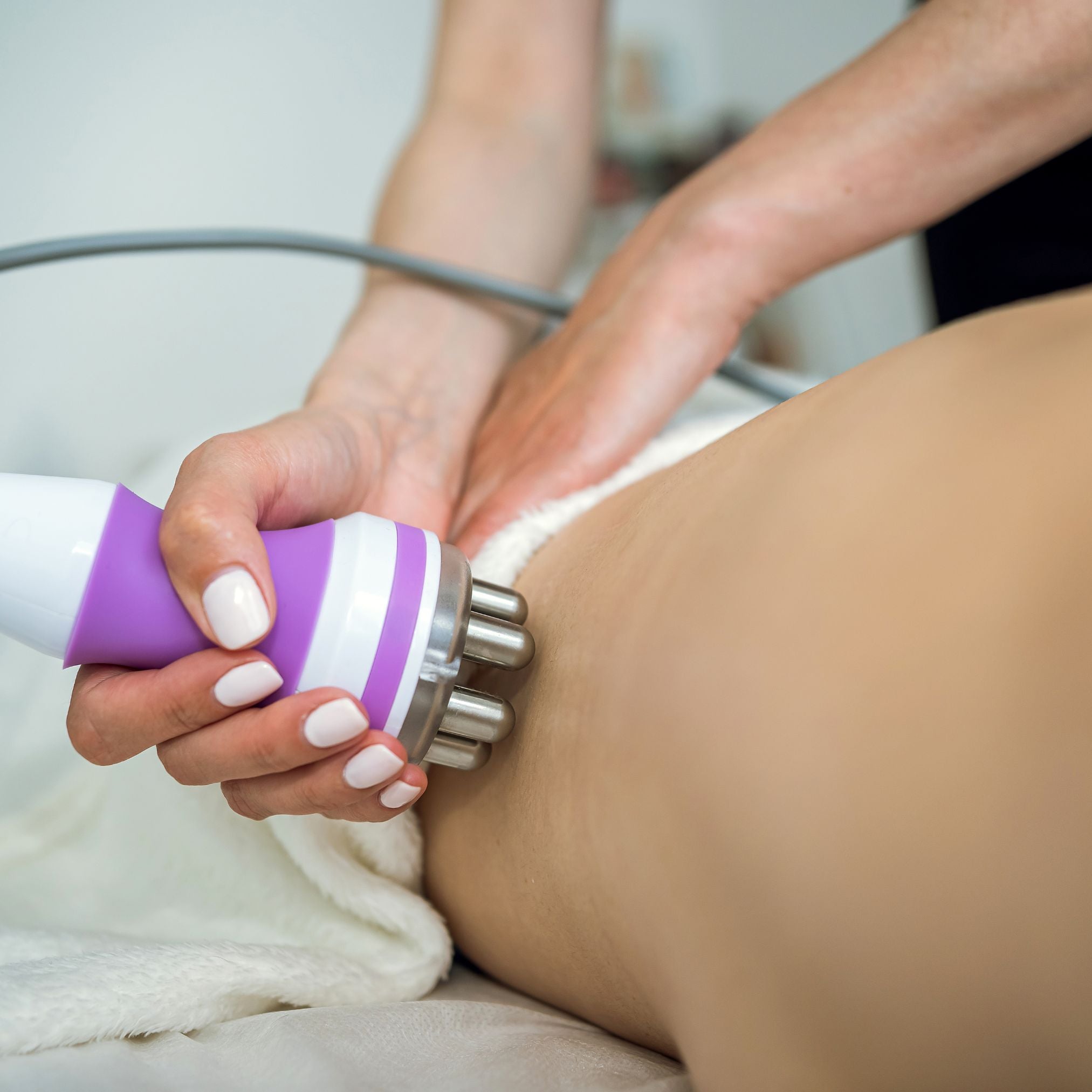 SculptSkin™ Cavitation Pro | All in One Body Sculpting - SculptSkin Effortlessly contour and sculpt at home with ultrasonic cavitation. Our device targets fat cells for smoother, firmer skin you’ll love